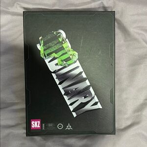 SKZ Ordinadry Album Box